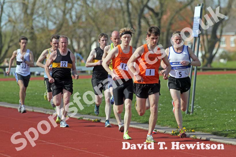 soon after the start of the 500 metres at the North of England, Div. 4E, Whitley Bay.